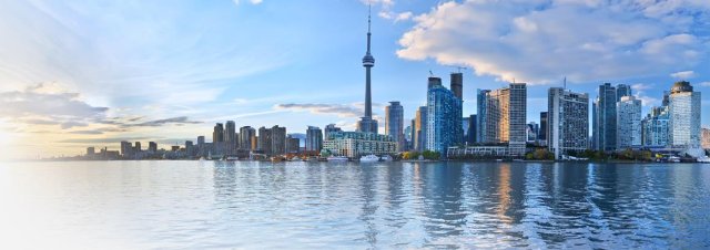 Toronto Uçak Bileti